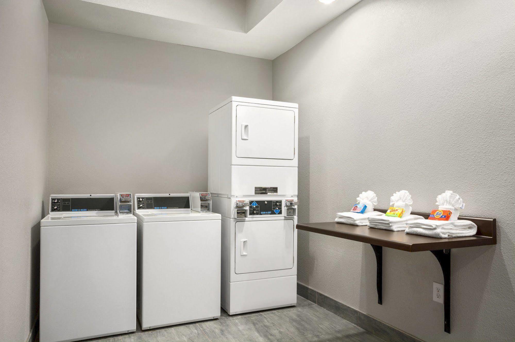 Hawthorn Extended Stay By Wyndham Μίντλαντ Εξωτερικό φωτογραφία